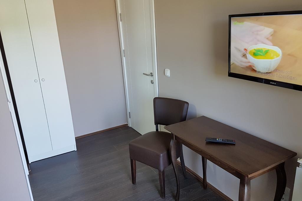 Apartmani Simic ואליג'בו מראה חיצוני תמונה