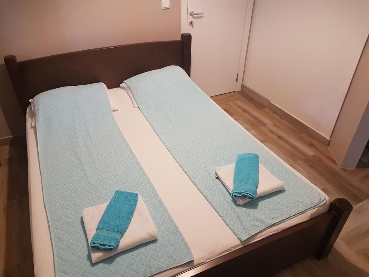 Apartmani Simic ואליג'בו מראה חיצוני תמונה